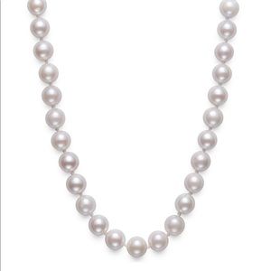FREE Akoya ear studs with purchase of "Cultured Akoya Pearl Collar Necklace"
